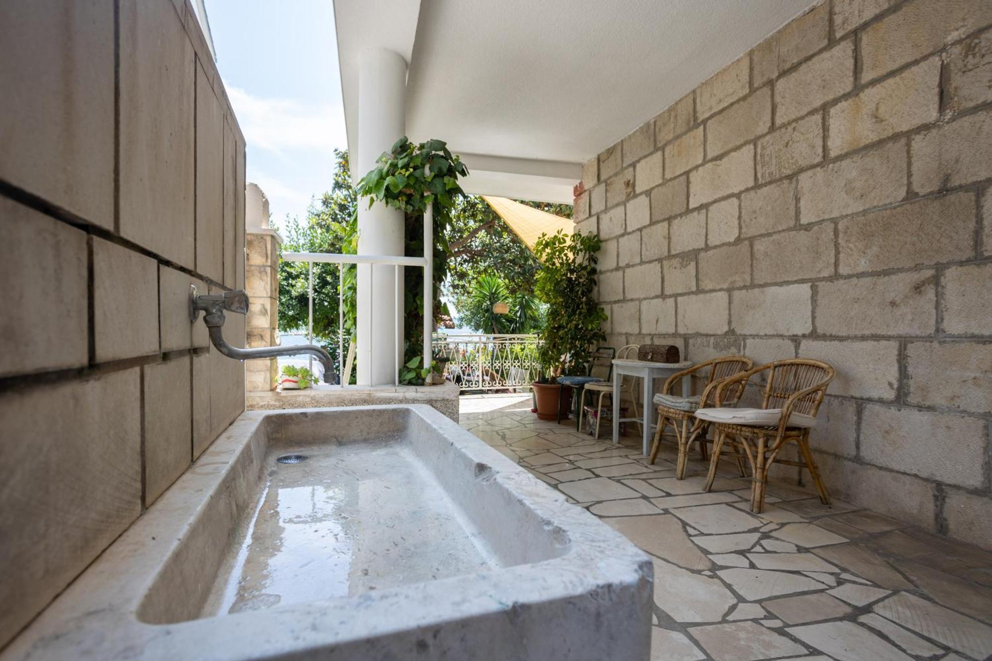 Mediterranean Garden Apartements Apartman *