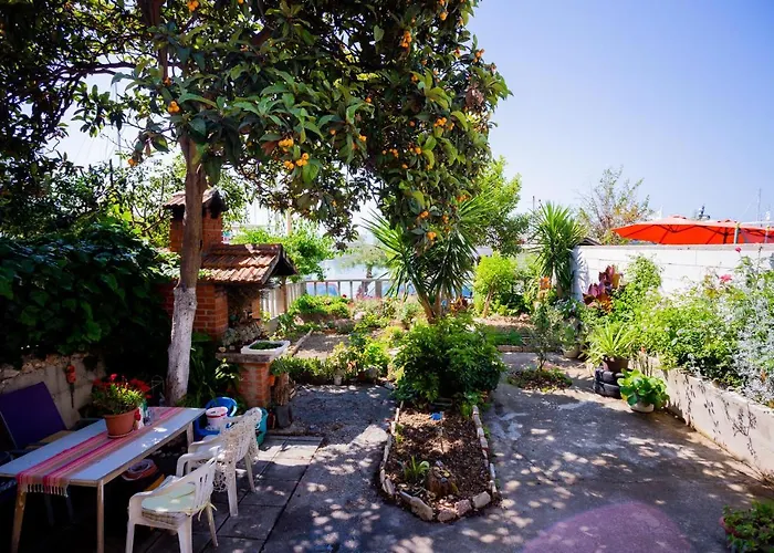 Mediterranean Garden Apartements
