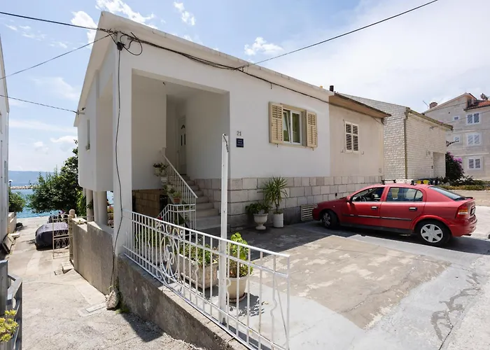 Mediterranean Garden Apartements