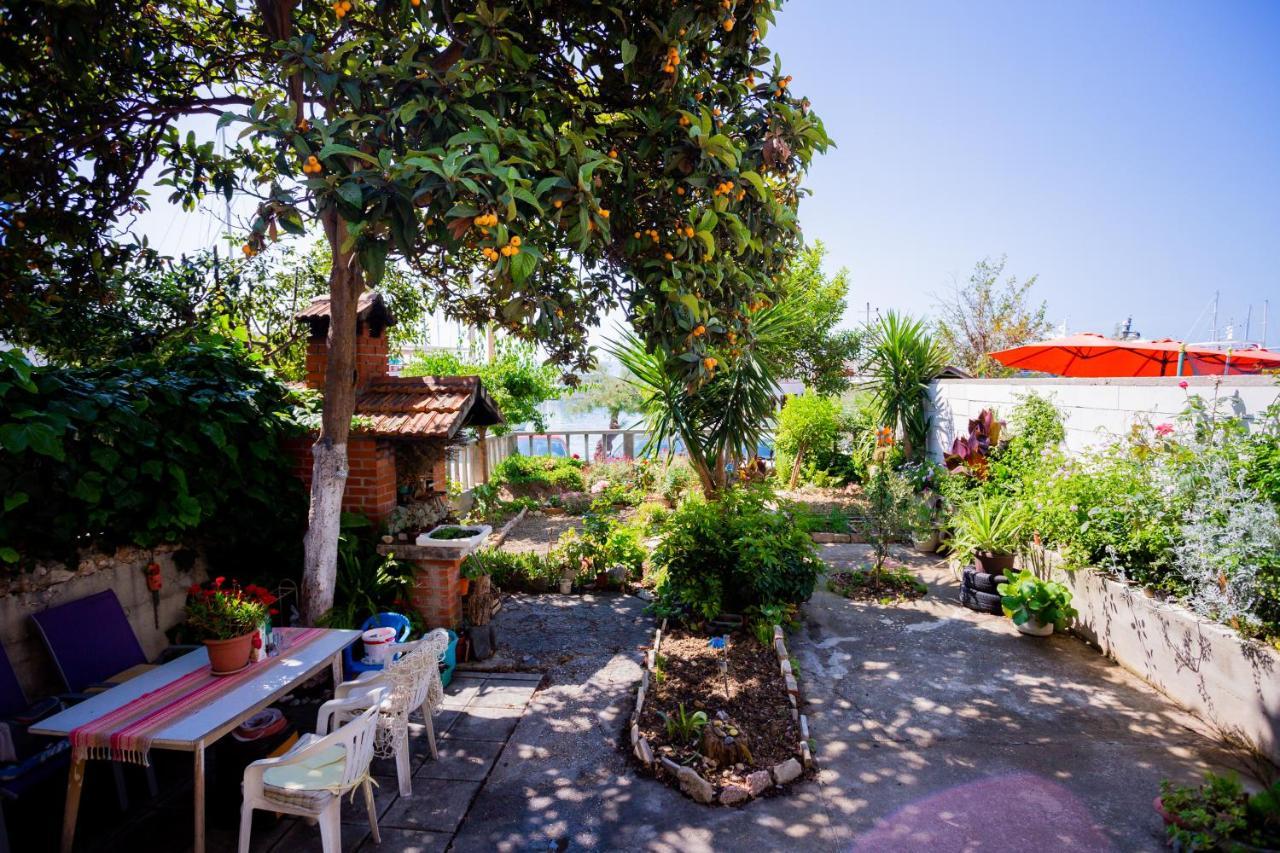 Mediterranean Garden Apartements Krilo