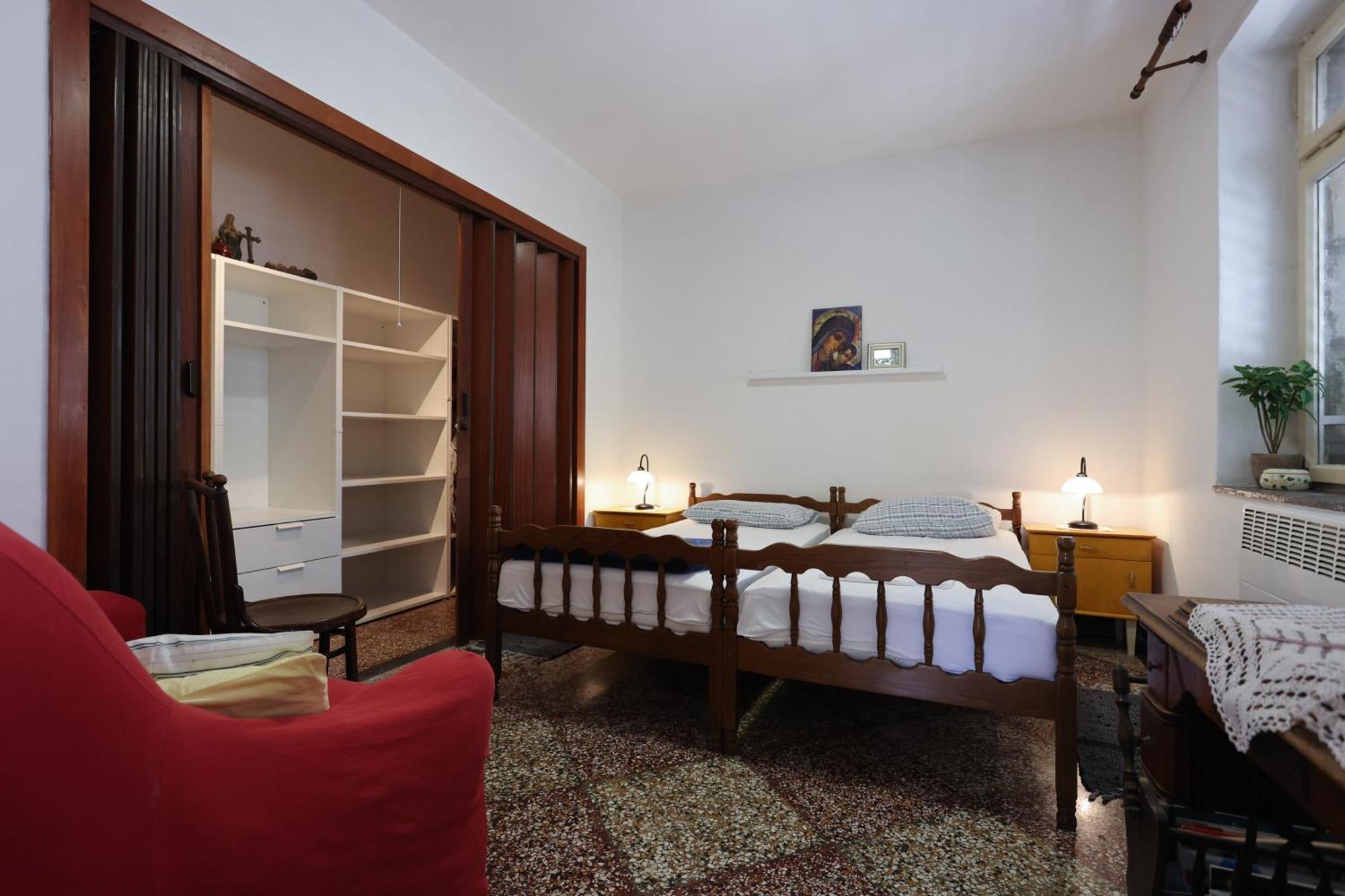 Mediterranean Garden Apartements Apartment Krilo