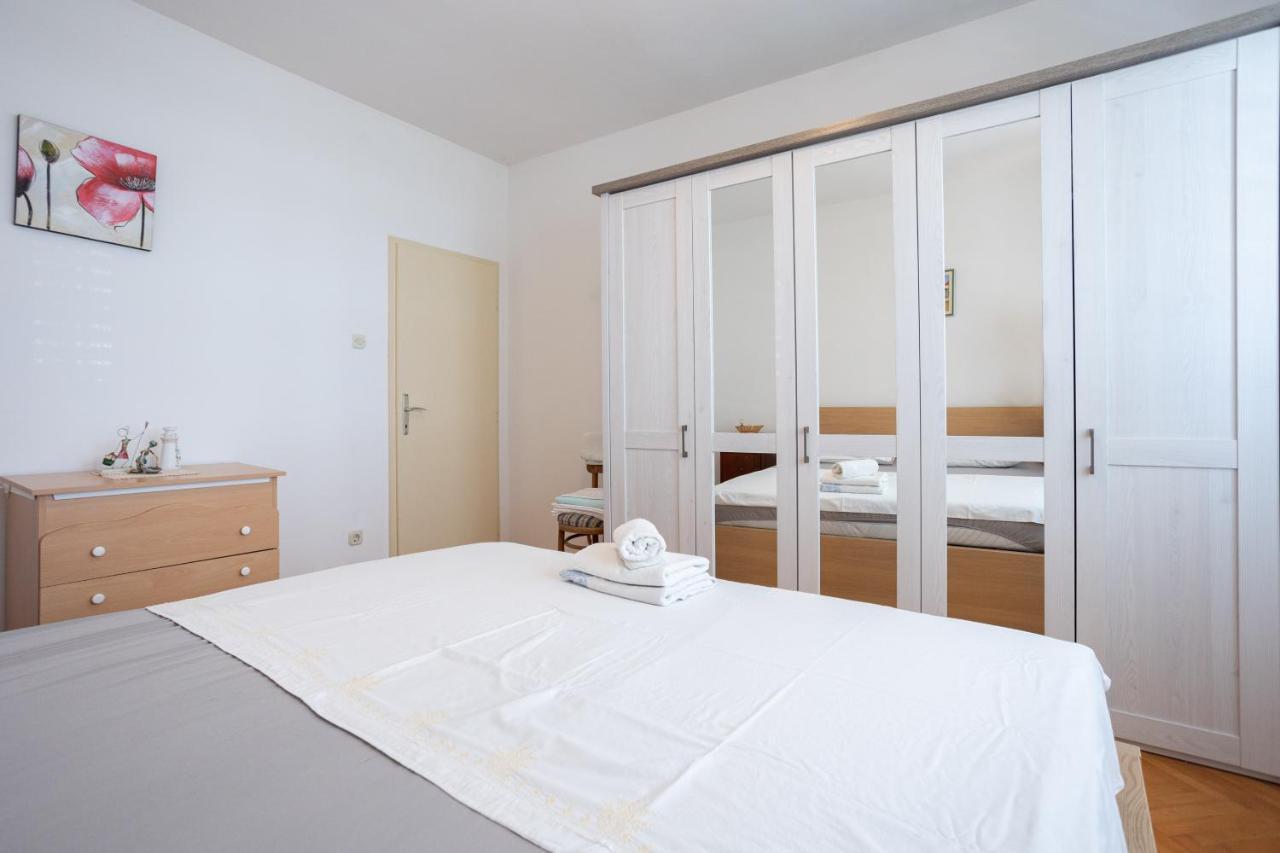 Mediterranean Garden Apartements Krilo
